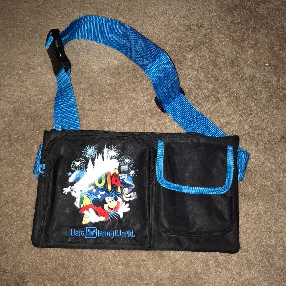 Walt Disney world 2014 hip bag